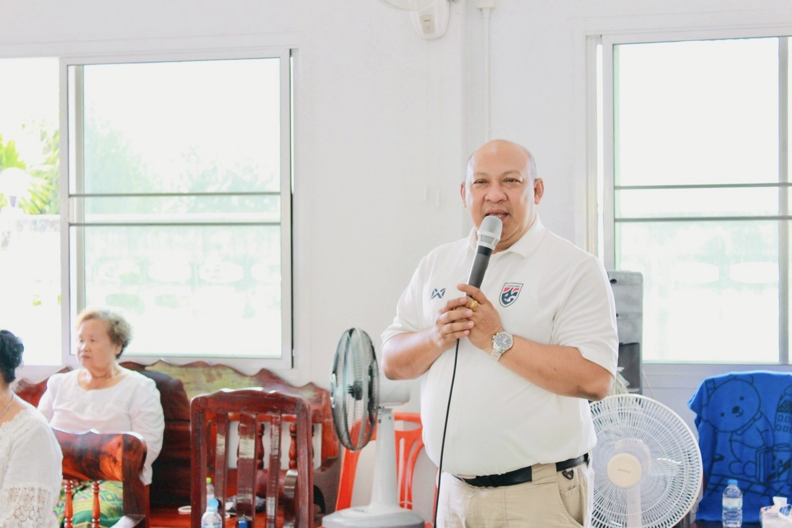 กิจกรรม “เข้าวัดฟังธรรมไปกับนายอำเภอบ้านนาสาร” และมอบถุงยังชีพให้กลุ่มเปราะบางในพื้นที่ ตำบลเพิ่มพูนทรัพย์